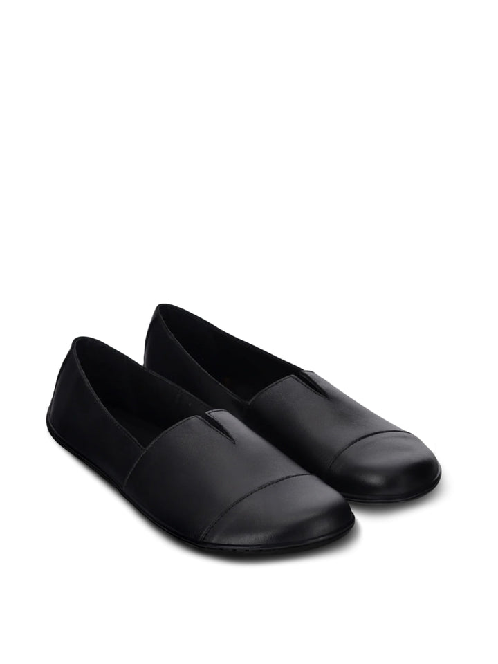 Rosaluna BL all black Barefoot Mocassins
