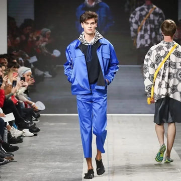 Barefoot shoes walked Fashion Week 2025