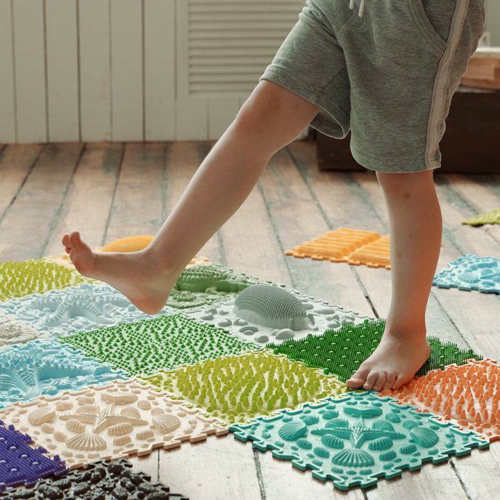 Young Explorer ON massage mats set