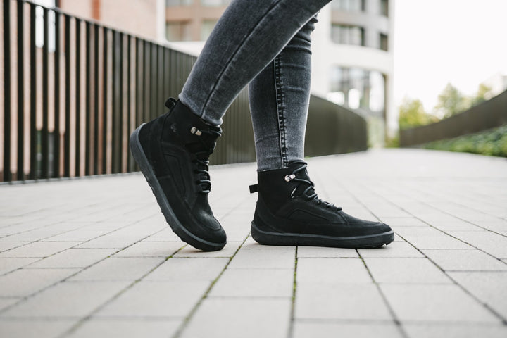 York BL all black Barefoot Boots