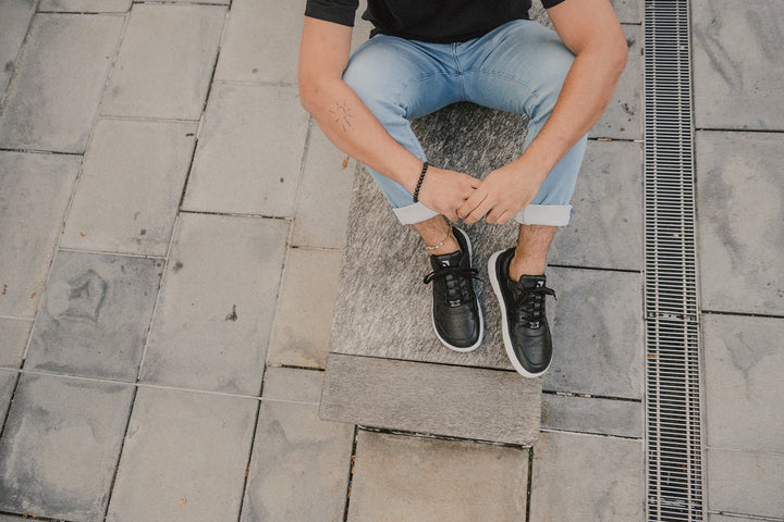 Zing BL black and white Barefoot Sneakers