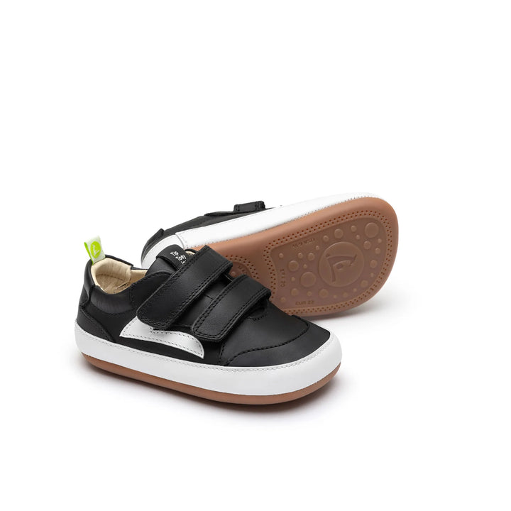 Ground TTJ black Barefoot Kids Sneakers